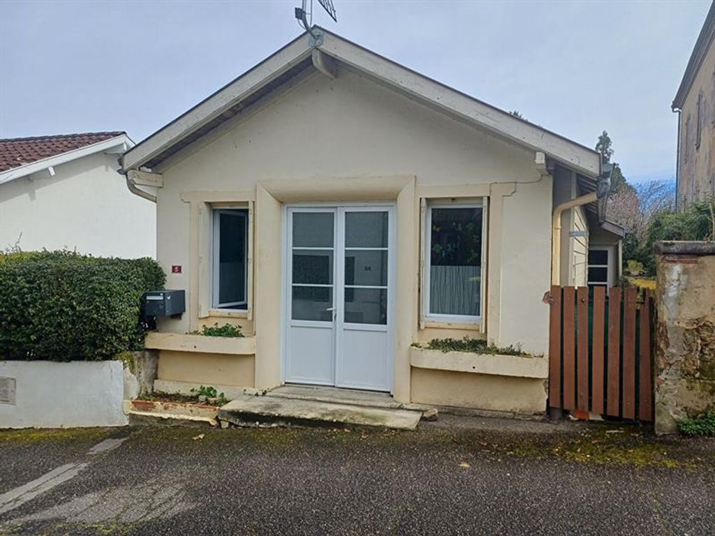 Achat maison à vendre 2 chambres 72 m² - Estang