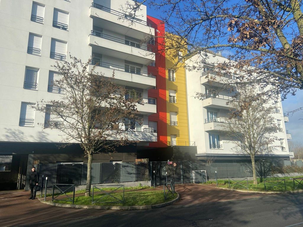 Achat appartement à vendre 2 pièces 47 m² - Cergy