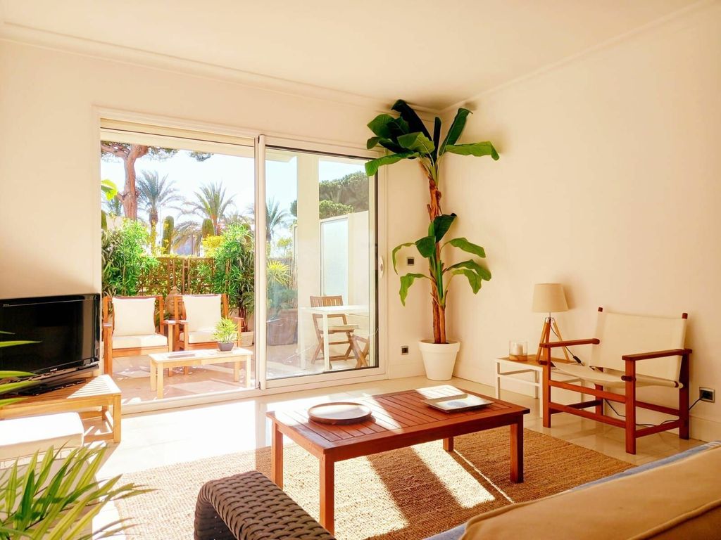 Achat appartement à vendre 2 pièces 51 m² - Cannes