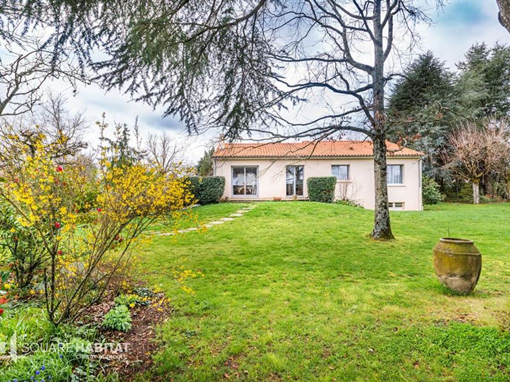 Achat maison à vendre 3 chambres 150 m² - Haute-Goulaine