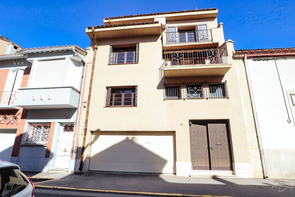 Achat maison à vendre 3 chambres 242 m² - Perpignan