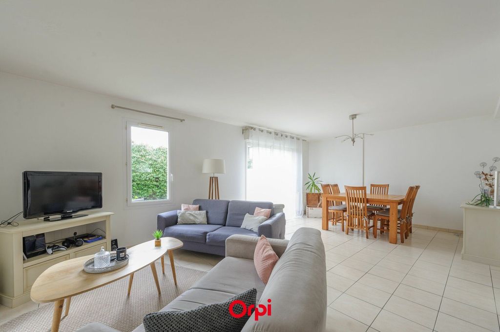 Achat maison à vendre 3 chambres 108 m² - Saint-Xandre