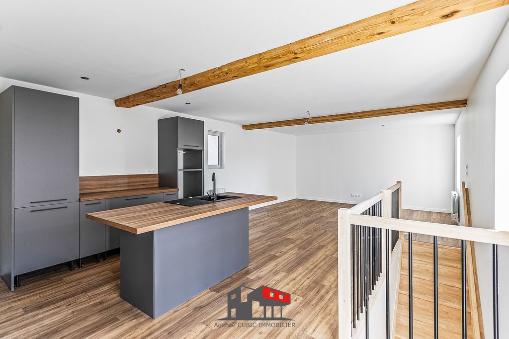 Achat maison à vendre 3 chambres 140 m² - Arnas