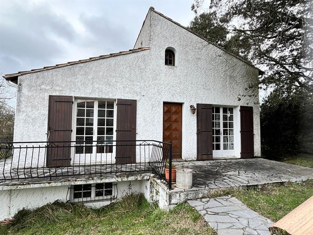 Achat maison à vendre 6 chambres 152 m² - Vaux-sur-Mer