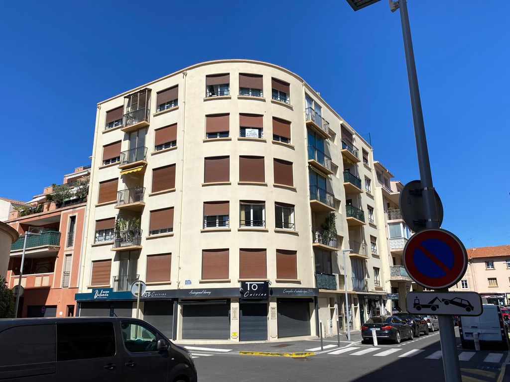 Achat appartement à vendre 3 pièces 65 m² - Saint-Raphaël
