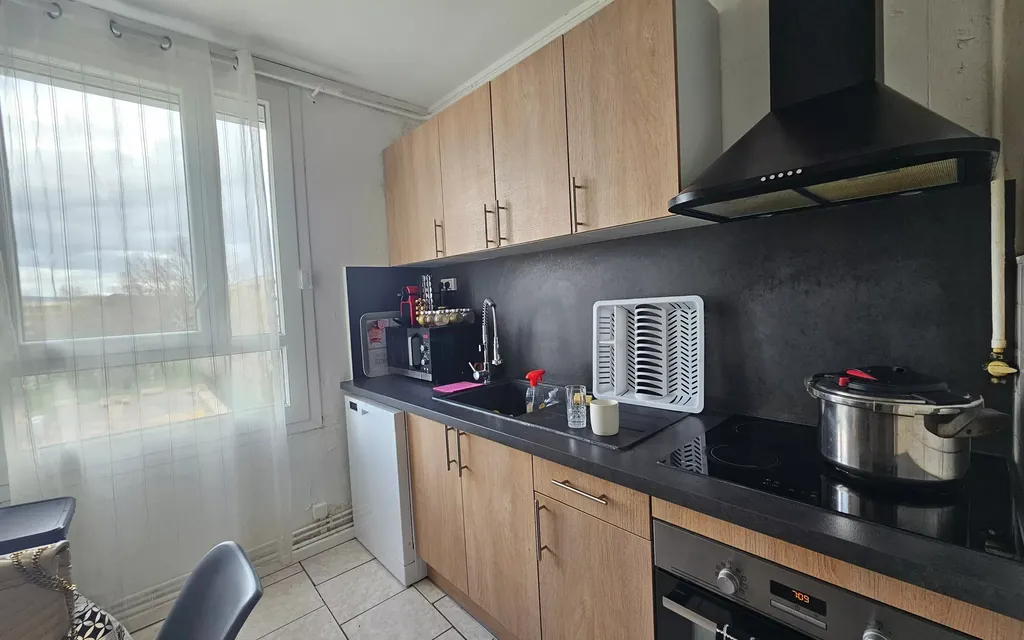 Achat appartement à vendre 3 pièces 64 m² - Montélimar