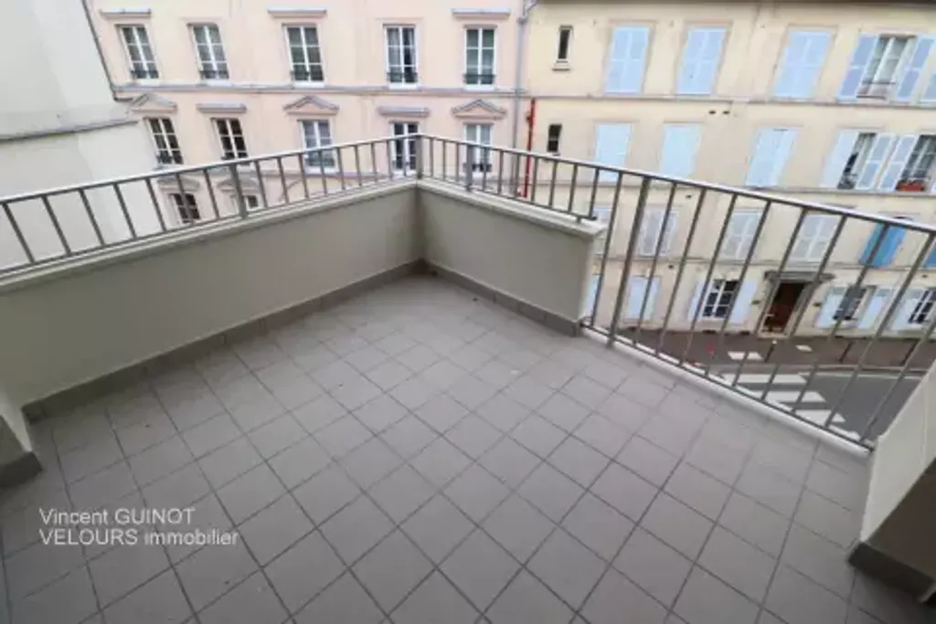 Achat appartement à vendre 5 pièces 102 m² - Saint-Germain-en-Laye