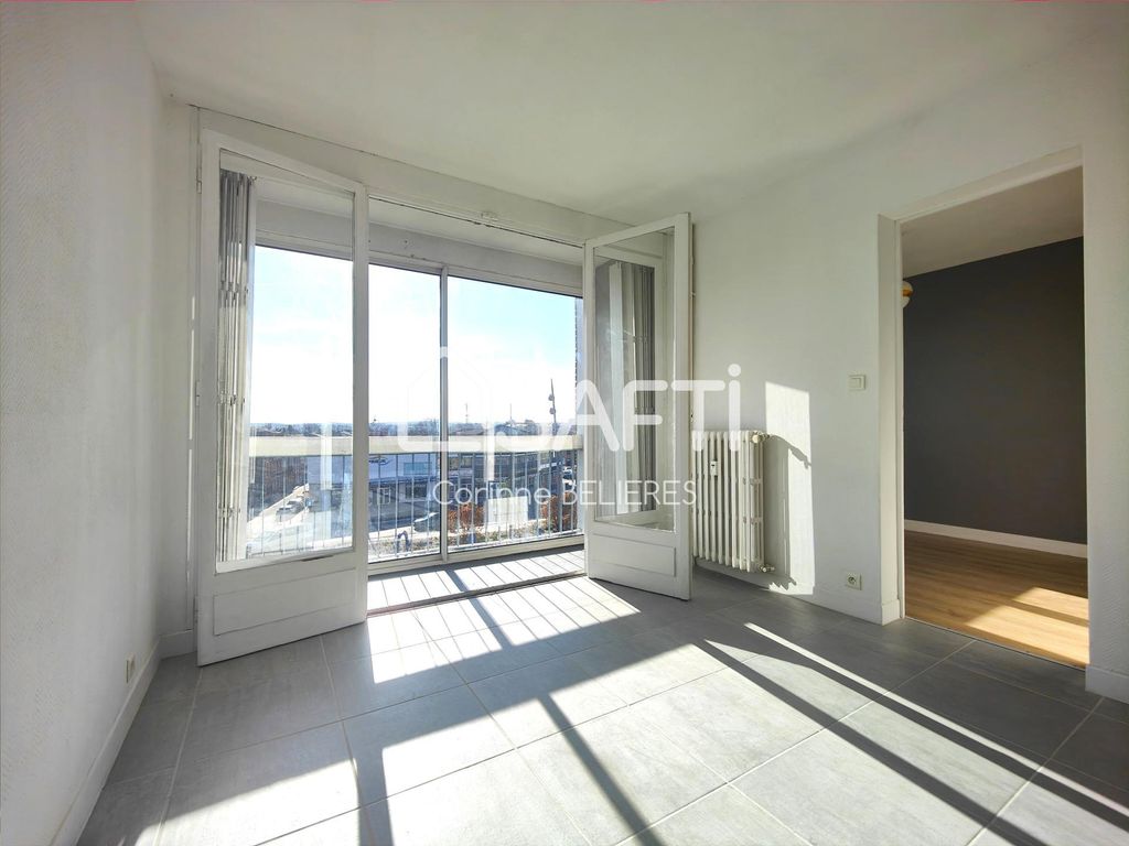 Achat appartement à vendre 5 pièces 69 m² - Montauban
