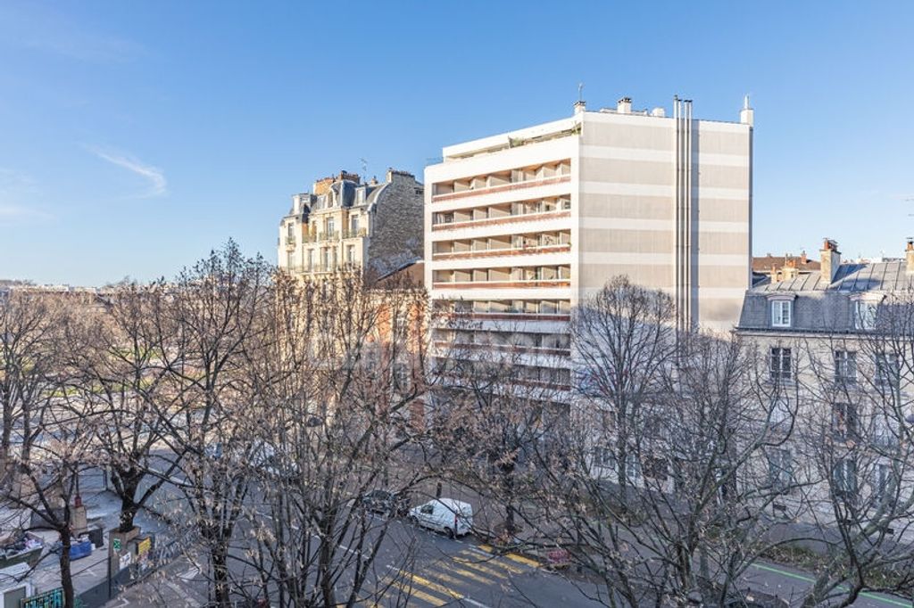 Achat appartement à vendre 4 pièces 84 m² - Paris 11ème arrondissement