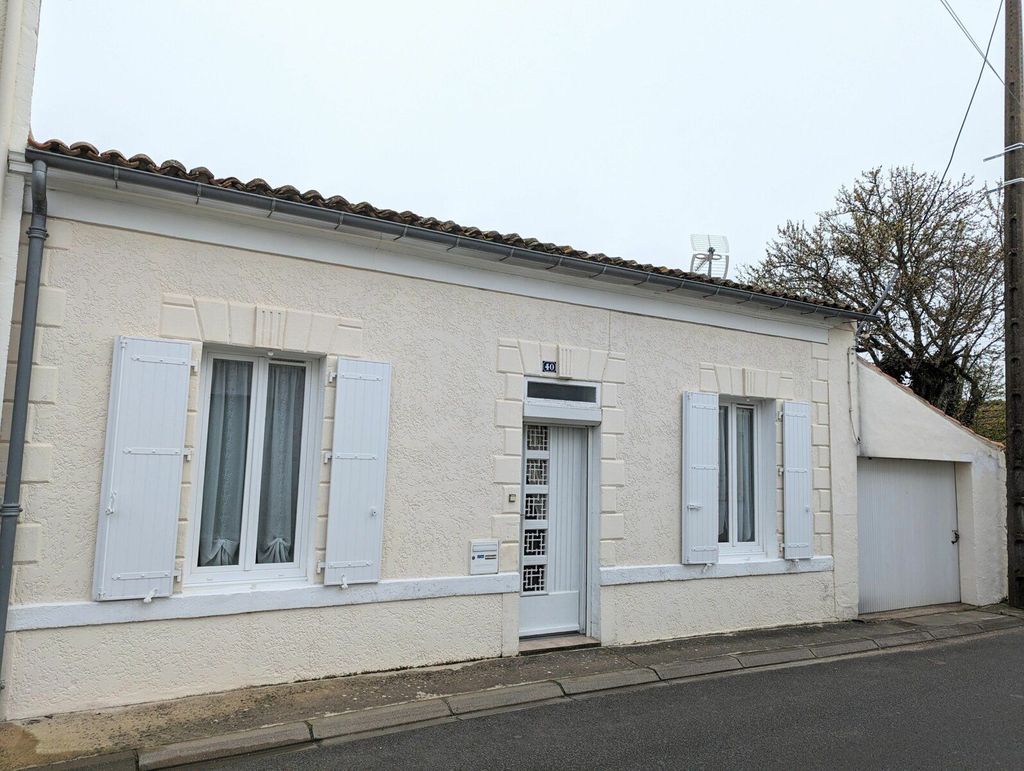 Achat maison à vendre 2 chambres 71 m² - Bourcefranc-le-Chapus
