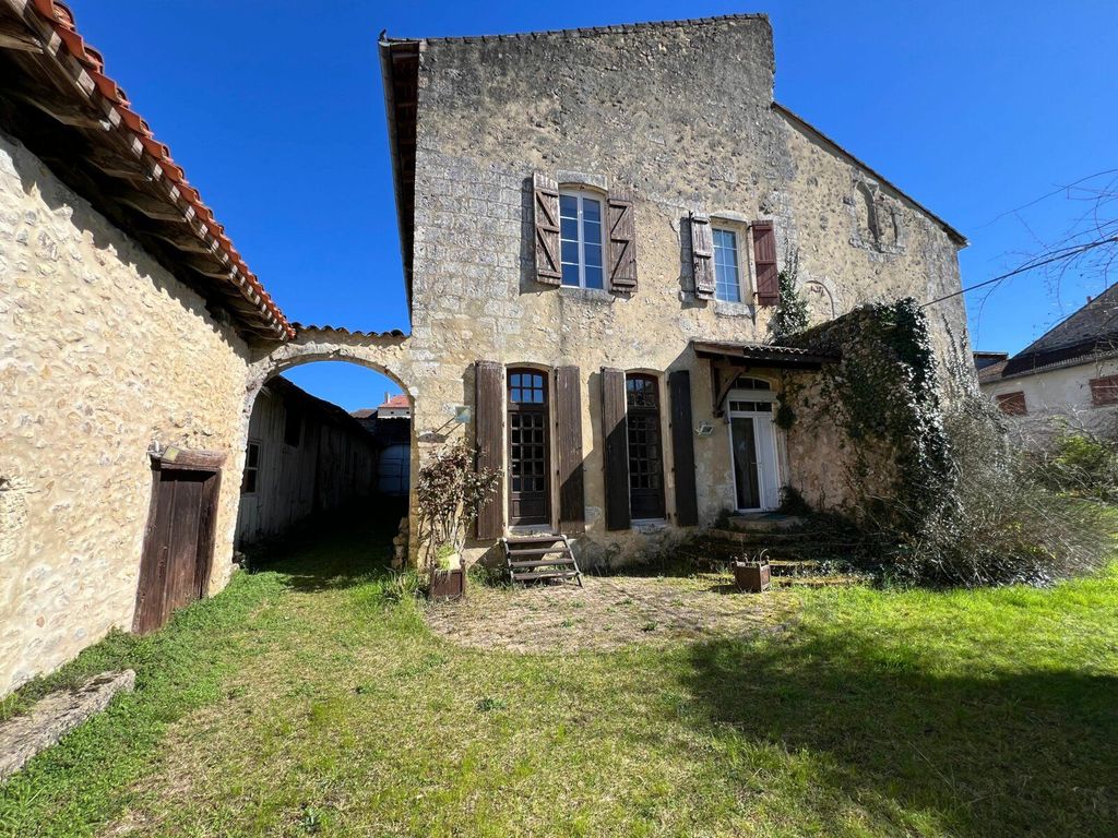 Achat maison à vendre 4 chambres 286 m² - Roquefort