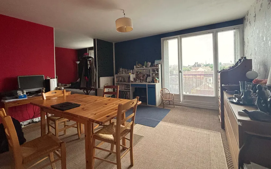 Achat appartement à vendre 5 pièces 98 m² - Compiègne