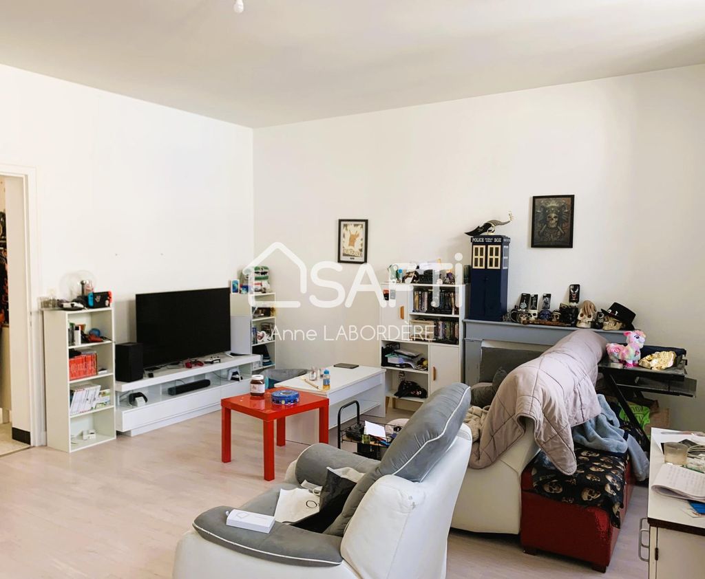 Achat appartement à vendre 4 pièces 82 m² - Brizambourg