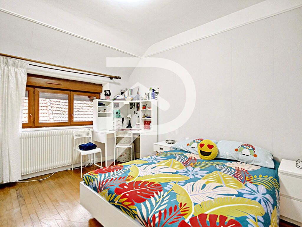 Achat maison à vendre 4 chambres 106 m² - Baslieux-lès-Fismes