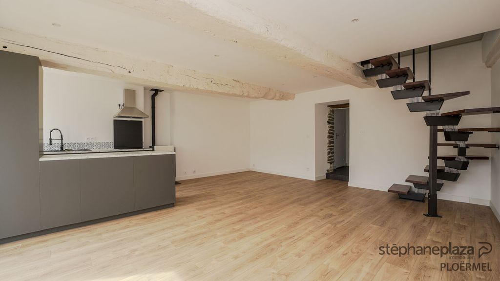 Achat maison à vendre 2 chambres 72 m² - Ploërmel