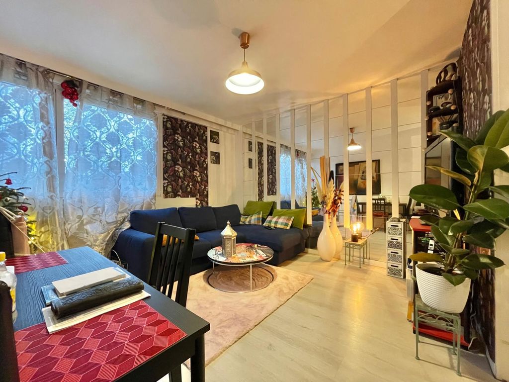 Achat appartement à vendre 2 pièces 44 m² - Vaires-sur-Marne