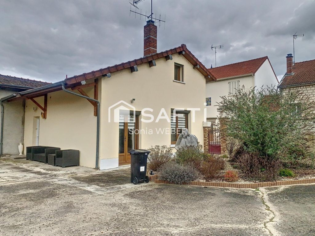 Achat maison à vendre 4 chambres 165 m² - Vitry-le-François