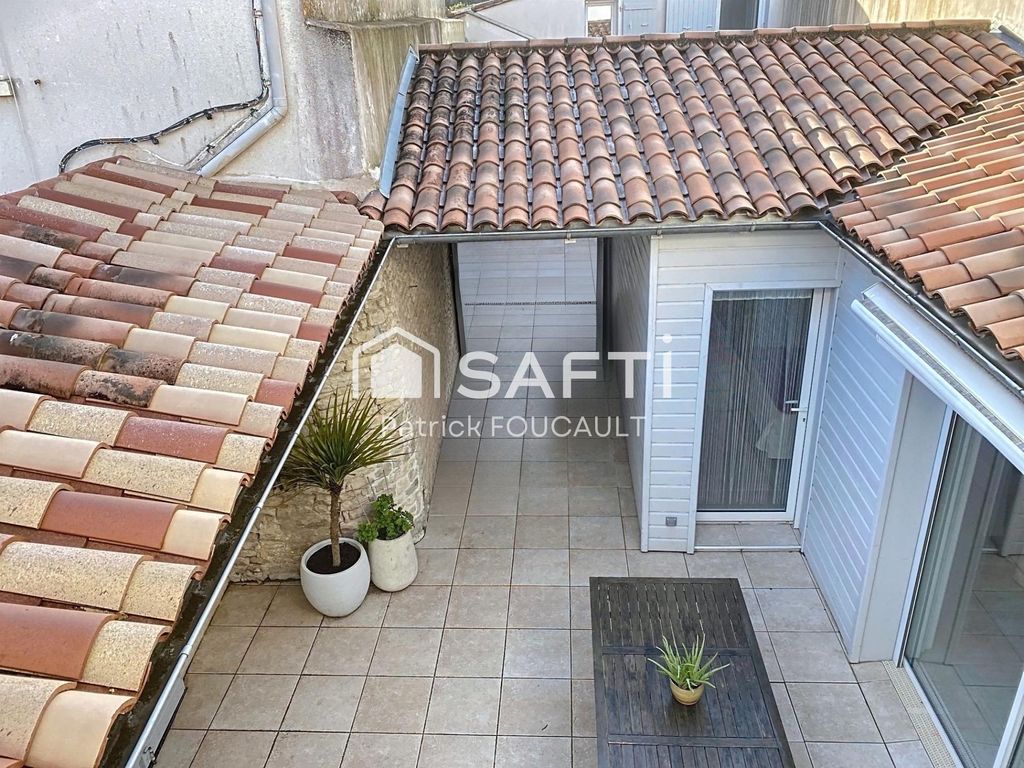 Achat maison à vendre 6 chambres 141 m² - Le Bois-Plage-en-Ré