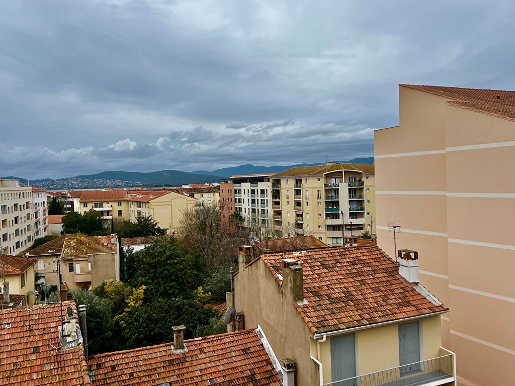 Achat appartement à vendre 2 pièces 36 m² - Saint-Raphaël
