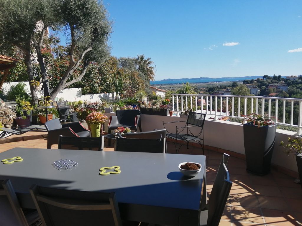 Achat maison à vendre 4 chambres 135 m² - Hyères