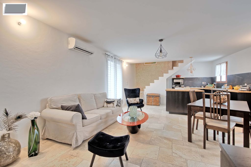 Achat maison à vendre 4 chambres 110 m² - La Farlède