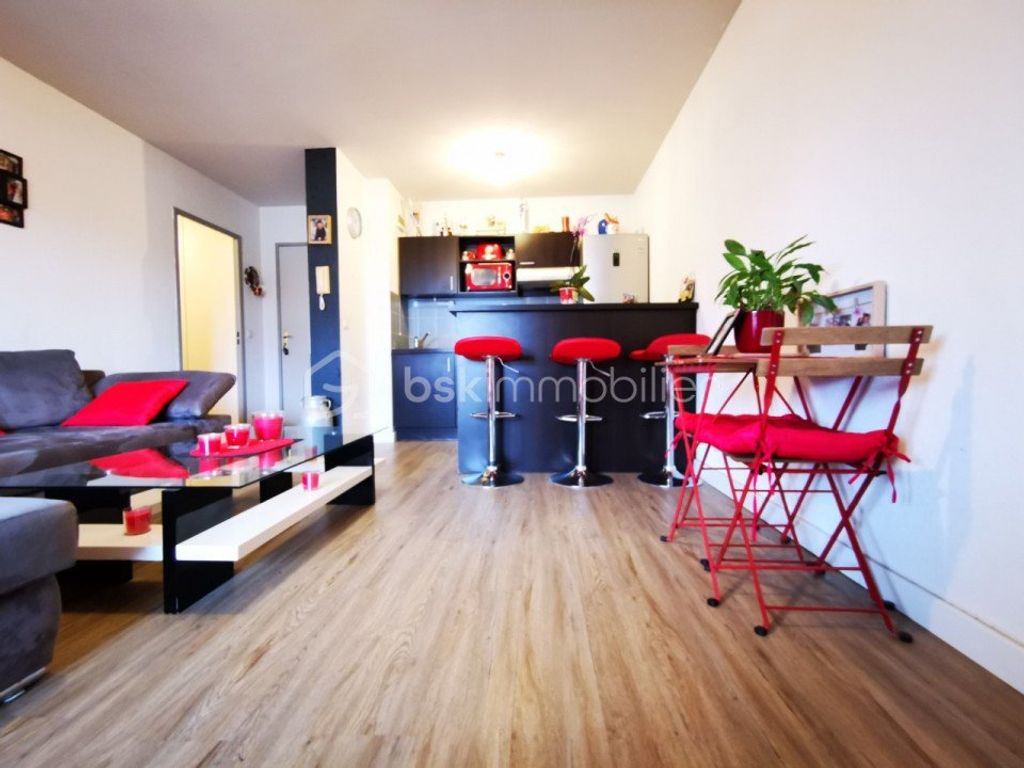 Achat appartement à vendre 3 pièces 54 m² - Lons
