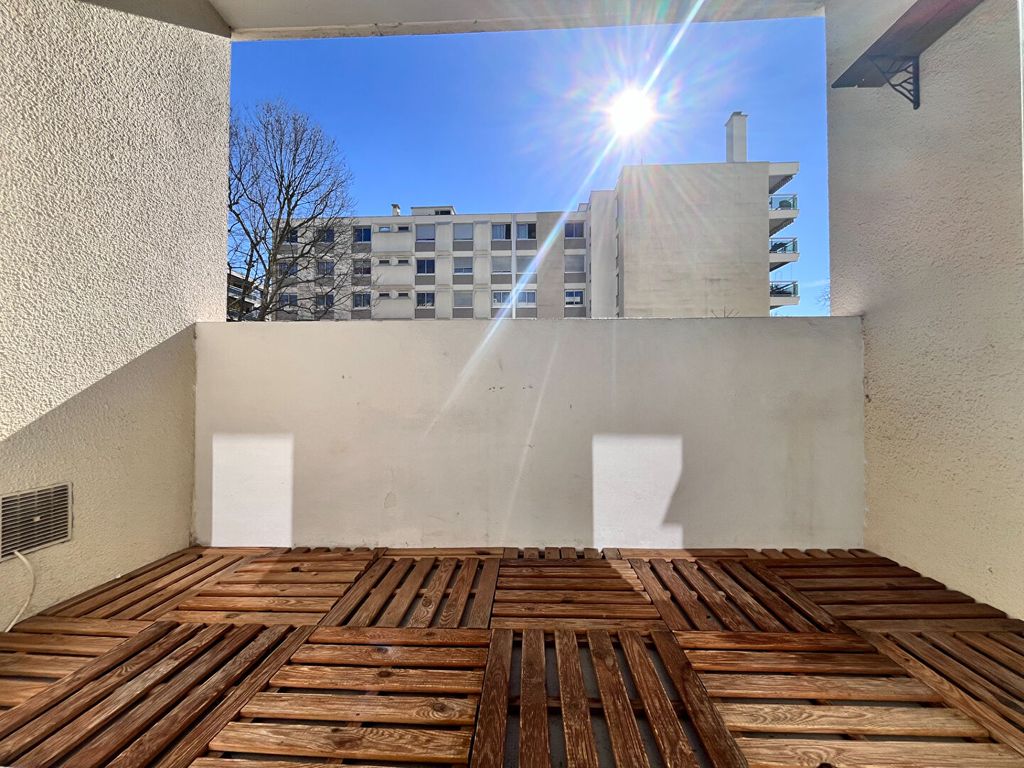 Achat appartement à vendre 4 pièces 70 m² - Caluire-et-Cuire