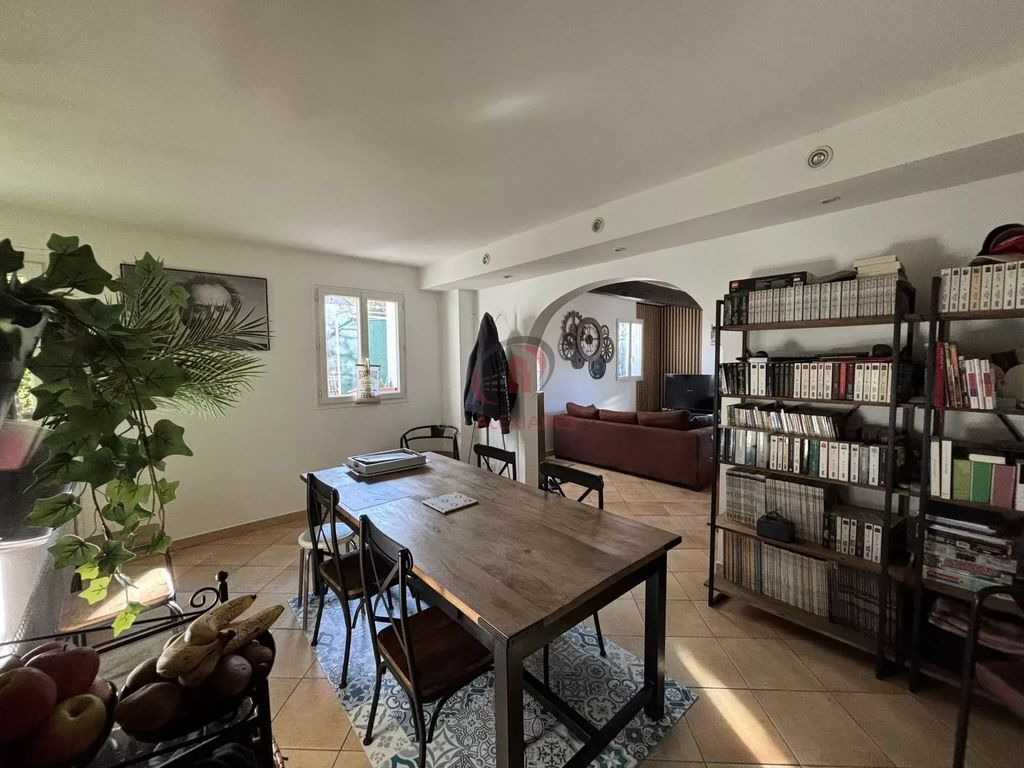 Achat appartement à vendre 4 pièces 111 m² - Le Beausset