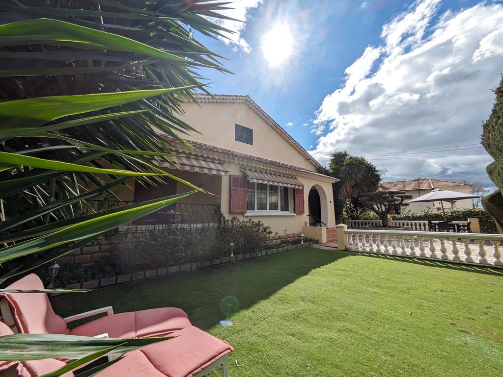 Achat maison à vendre 5 chambres 220 m² - Toulon