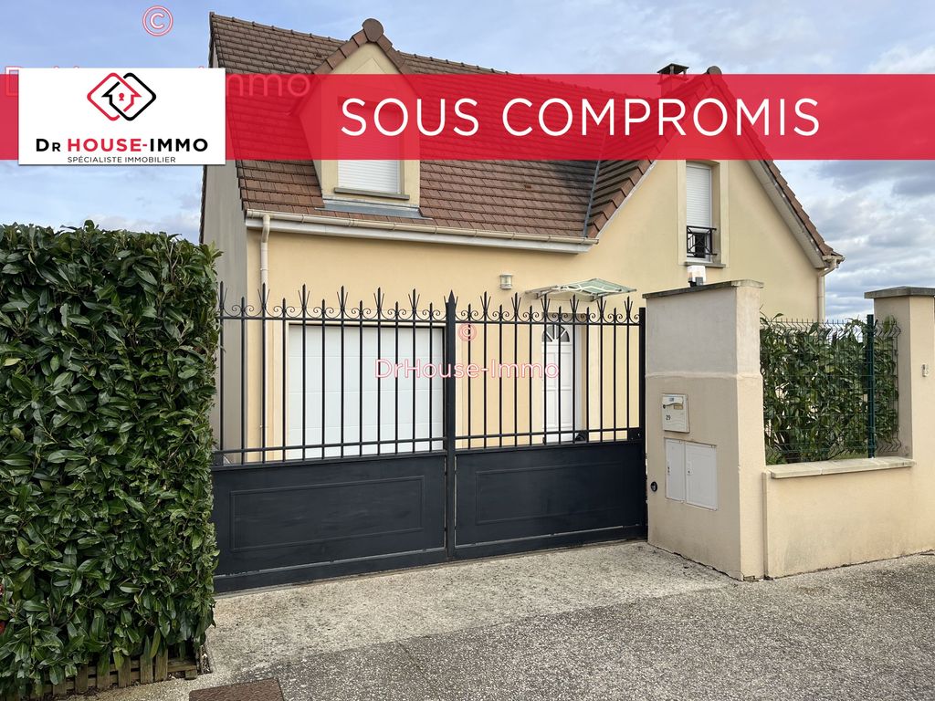 Achat maison à vendre 4 chambres 120 m² - Roissy-en-Brie