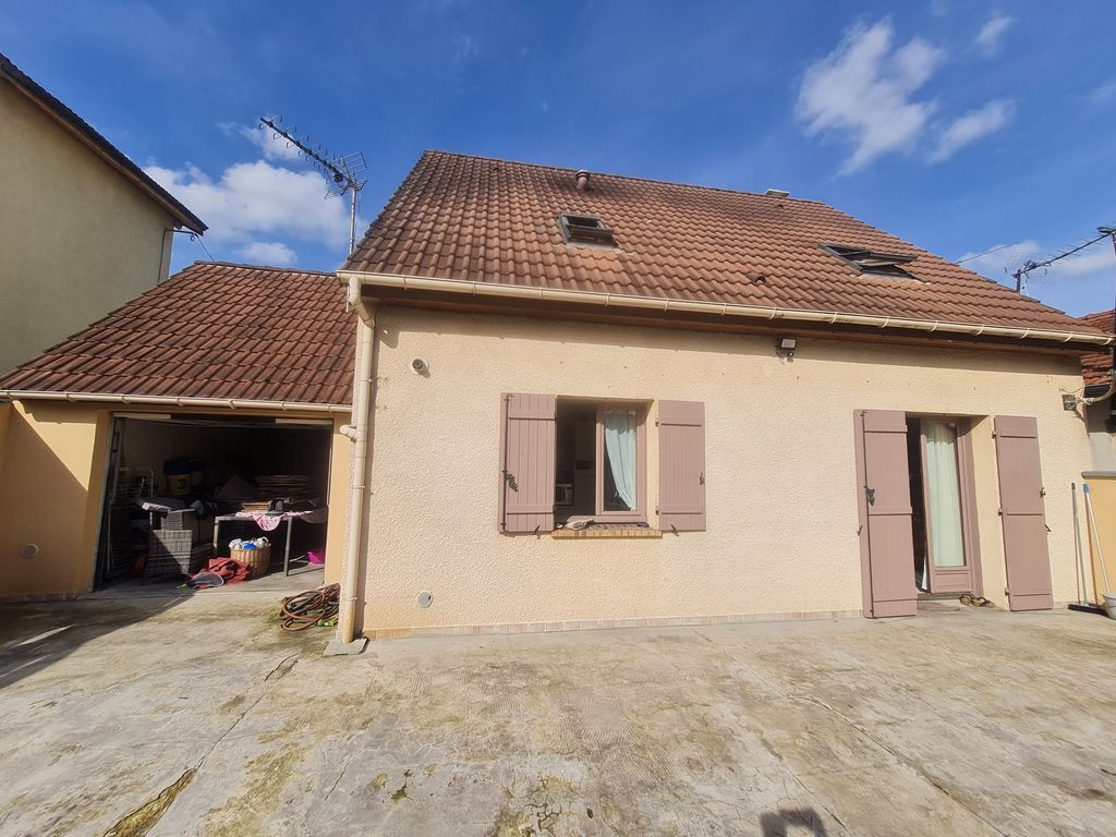 Achat maison à vendre 4 chambres 92 m² - Goussainville