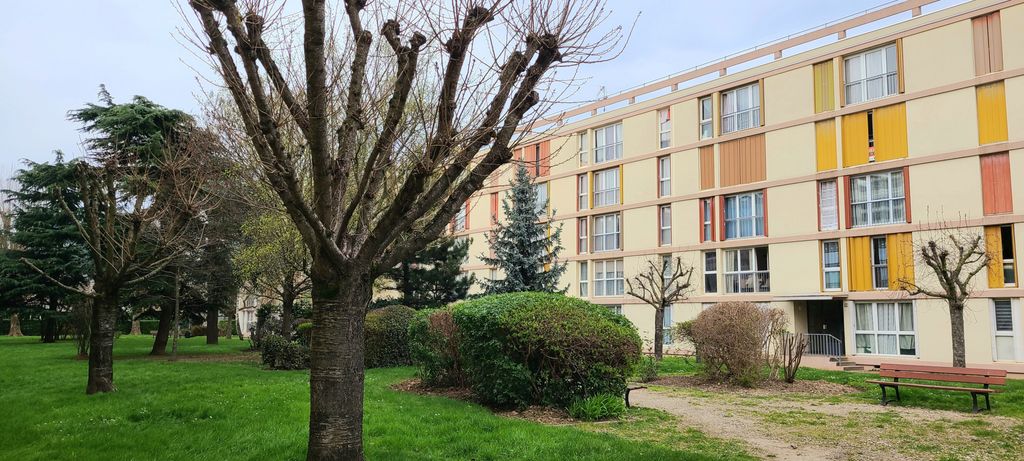 Achat appartement à vendre 4 pièces 63 m² - Vitry-sur-Seine