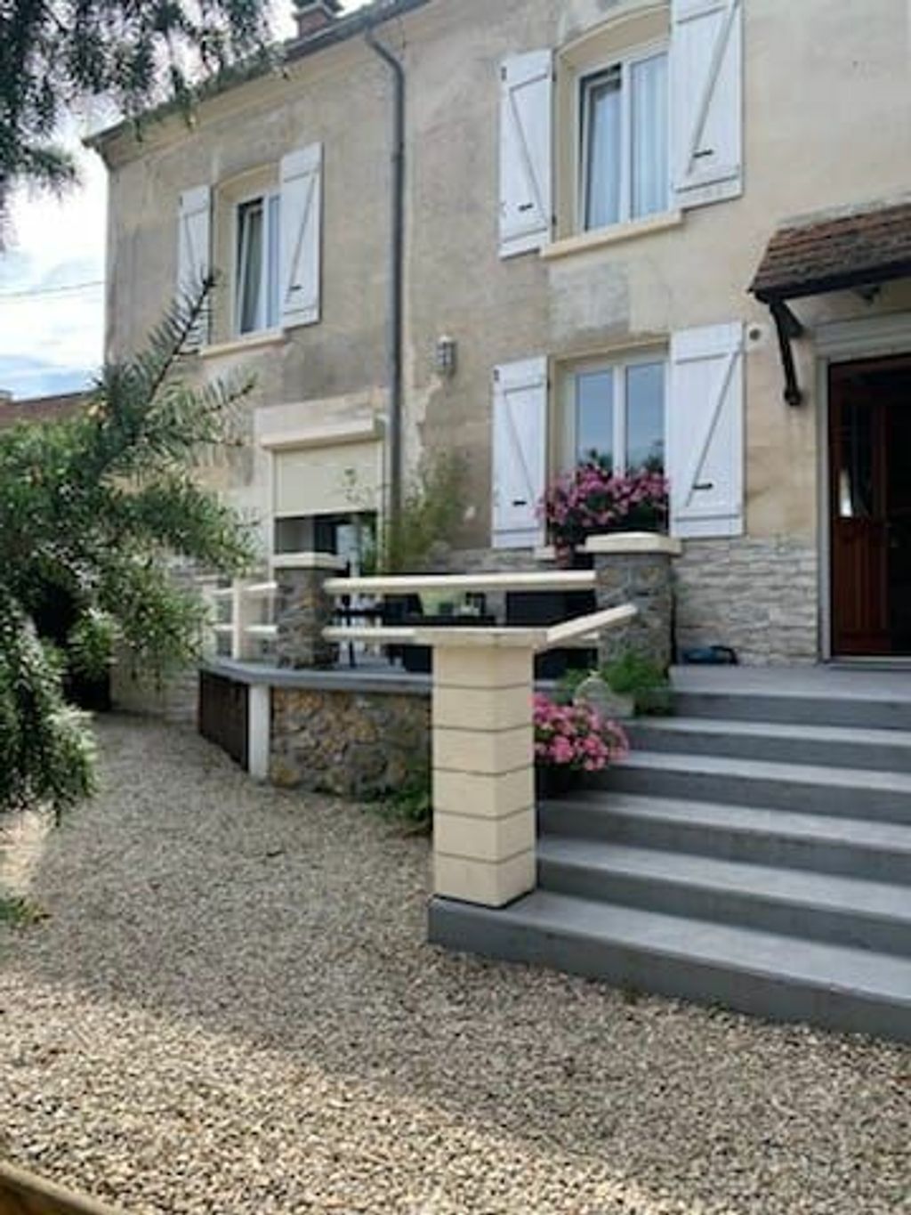 Achat maison à vendre 3 chambres 130 m² - Saâcy-sur-Marne