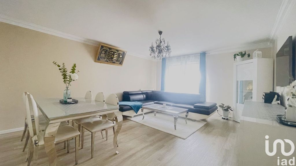 Achat appartement à vendre 4 pièces 84 m² - Courcouronnes