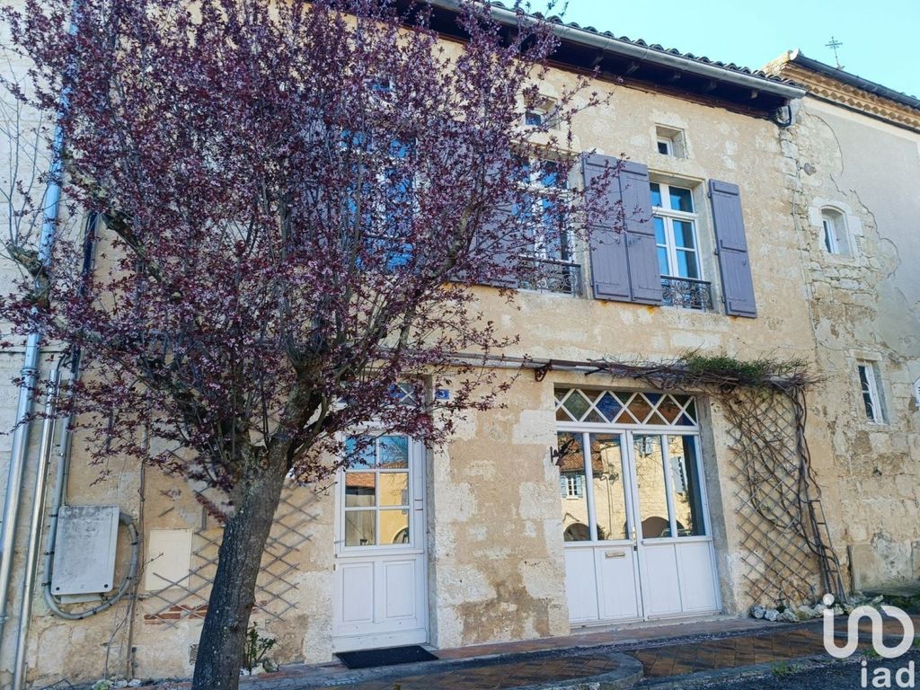 Achat maison à vendre 3 chambres 140 m² - Saint-Clar