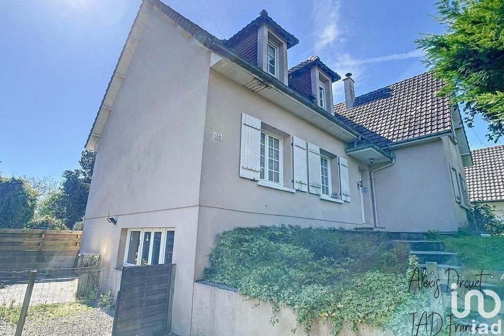 Achat maison à vendre 5 chambres 173 m² - Quettehou