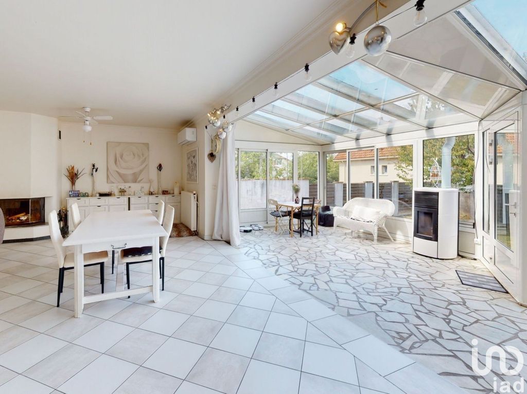 Achat maison à vendre 5 chambres 180 m² - Brétigny-sur-Orge