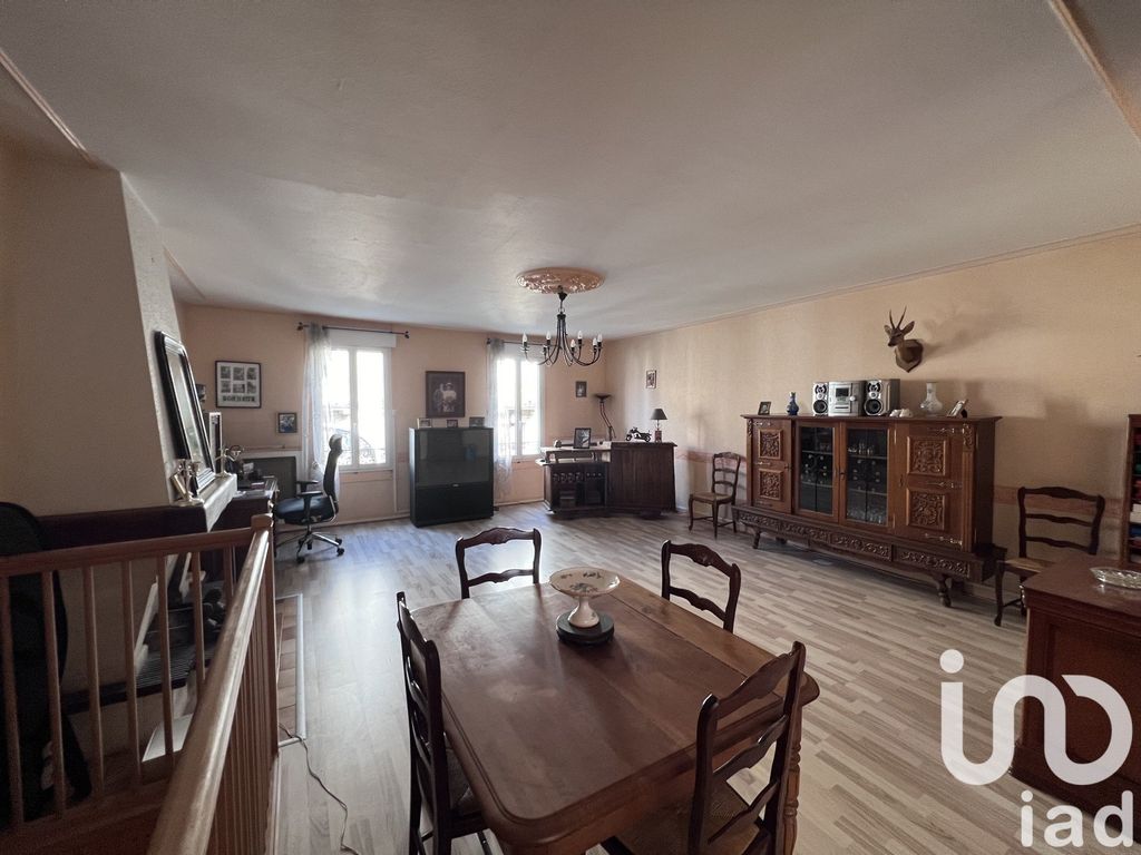 Achat appartement à vendre 5 pièces 124 m² - Parthenay