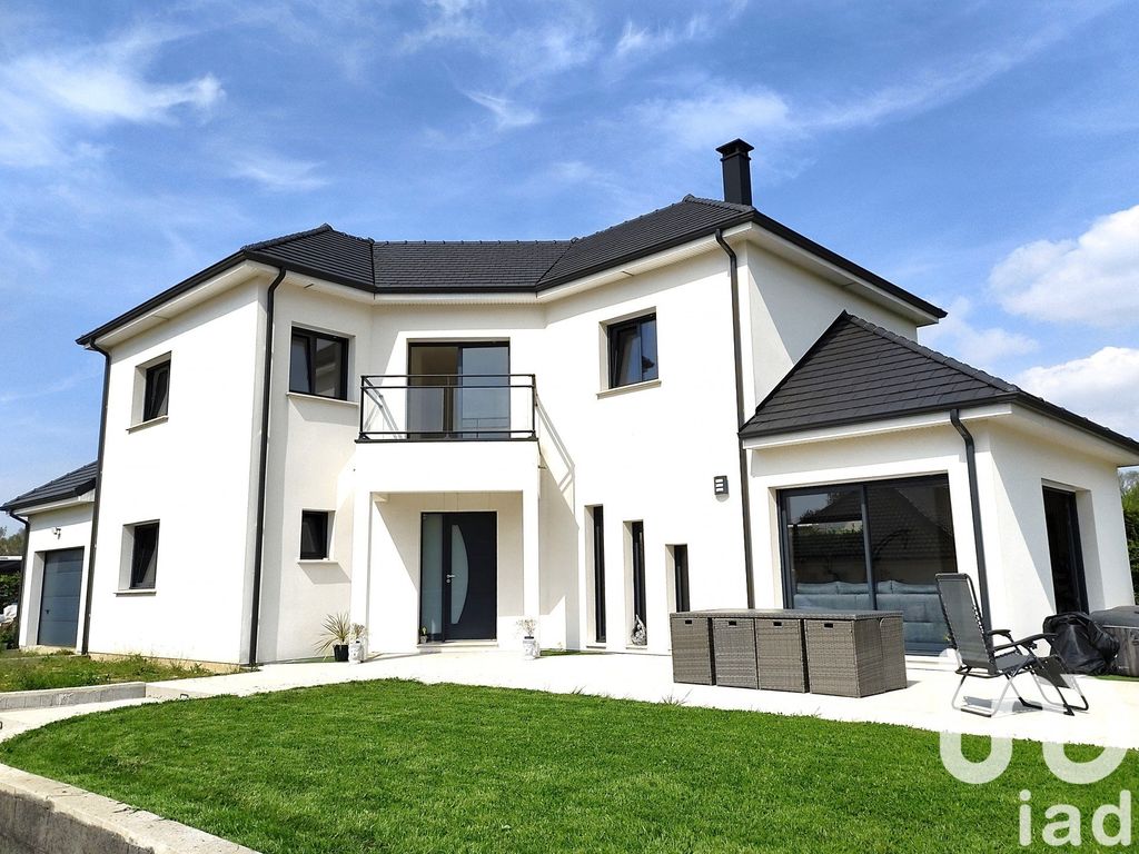 Achat maison à vendre 4 chambres 170 m² - Yerville
