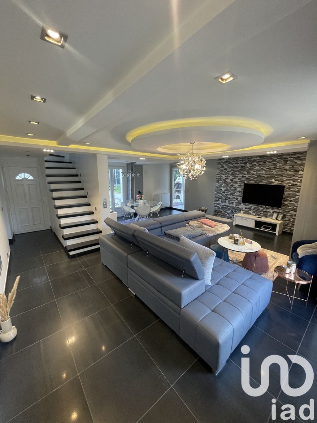 Achat maison à vendre 5 chambres 132 m² - Tremblay-en-France