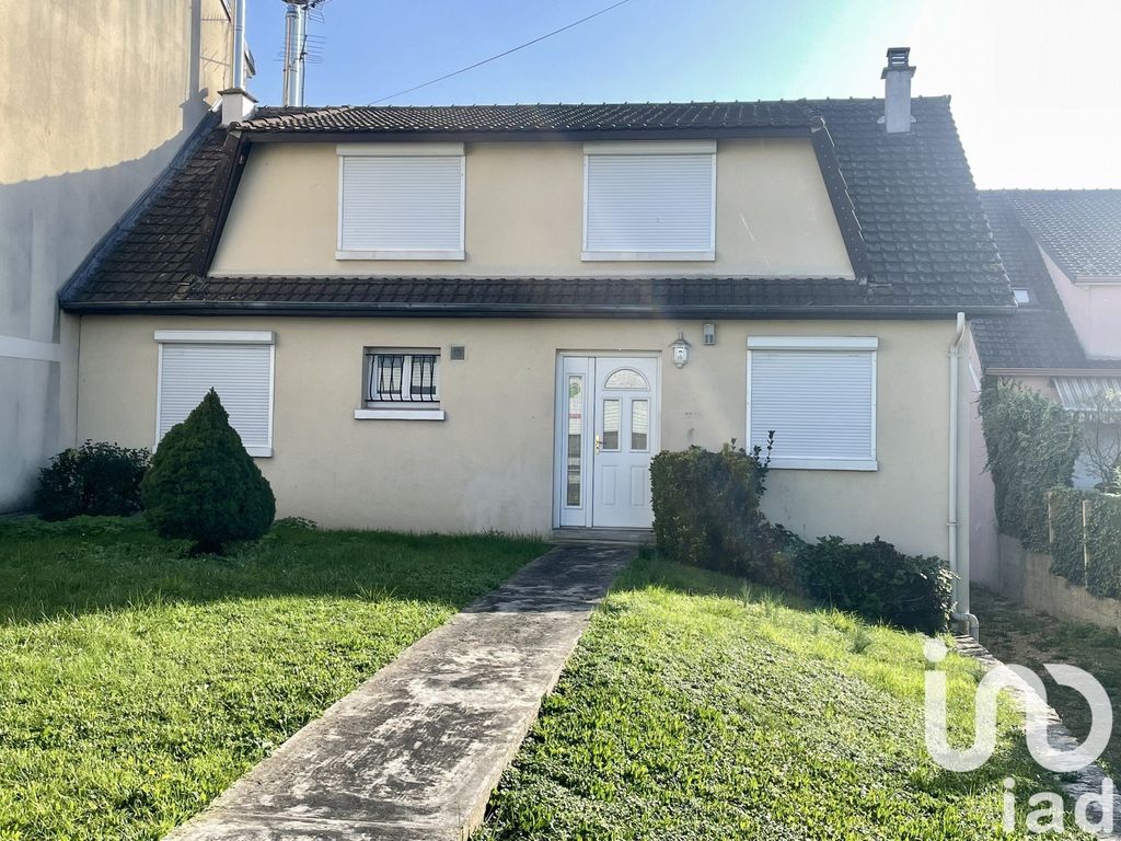 Achat maison à vendre 3 chambres 120 m² - Pontault-Combault