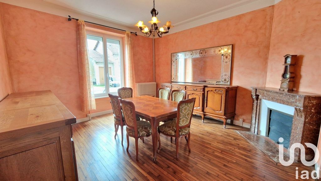 Achat maison à vendre 4 chambres 156 m² - Rouvres-en-Woëvre