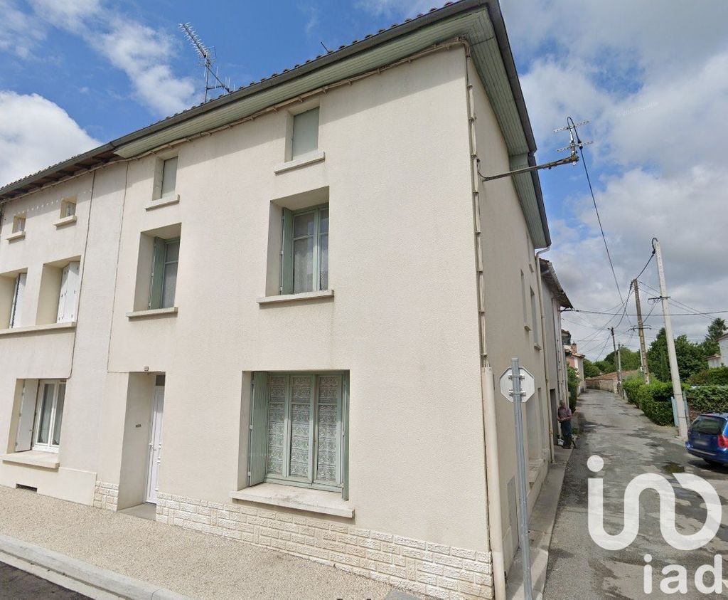 Achat maison à vendre 3 chambres 103 m² - Frontenay-Rohan-Rohan