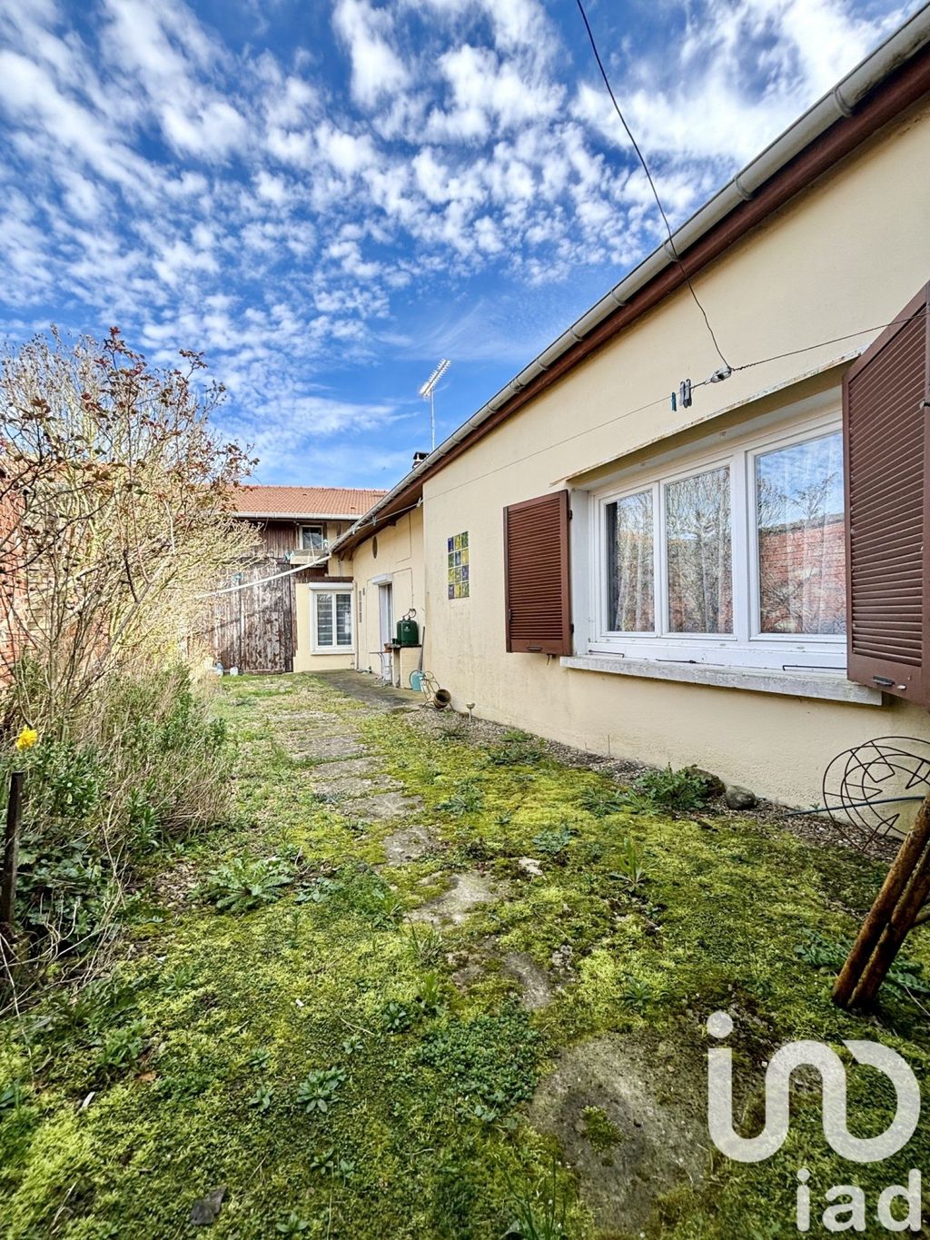 Achat maison à vendre 2 chambres 109 m² - Vanault-le-Châtel