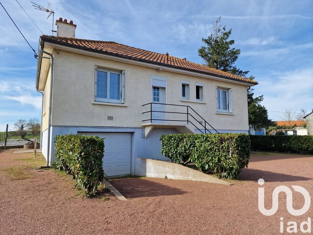 Achat maison à vendre 2 chambres 70 m² - Argenton-l'Église