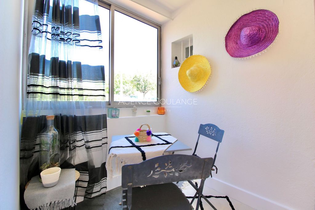 Achat appartement à vendre 4 pièces 68 m² - Saint-Cyr-sur-Mer