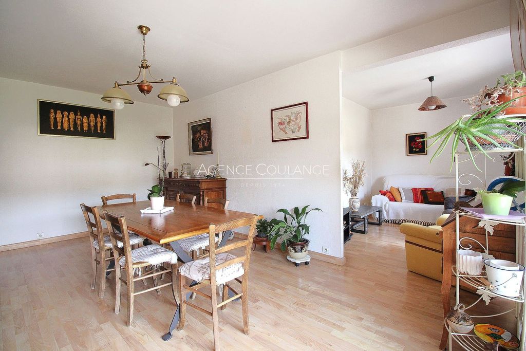 Achat appartement à vendre 5 pièces 94 m² - La Ciotat
