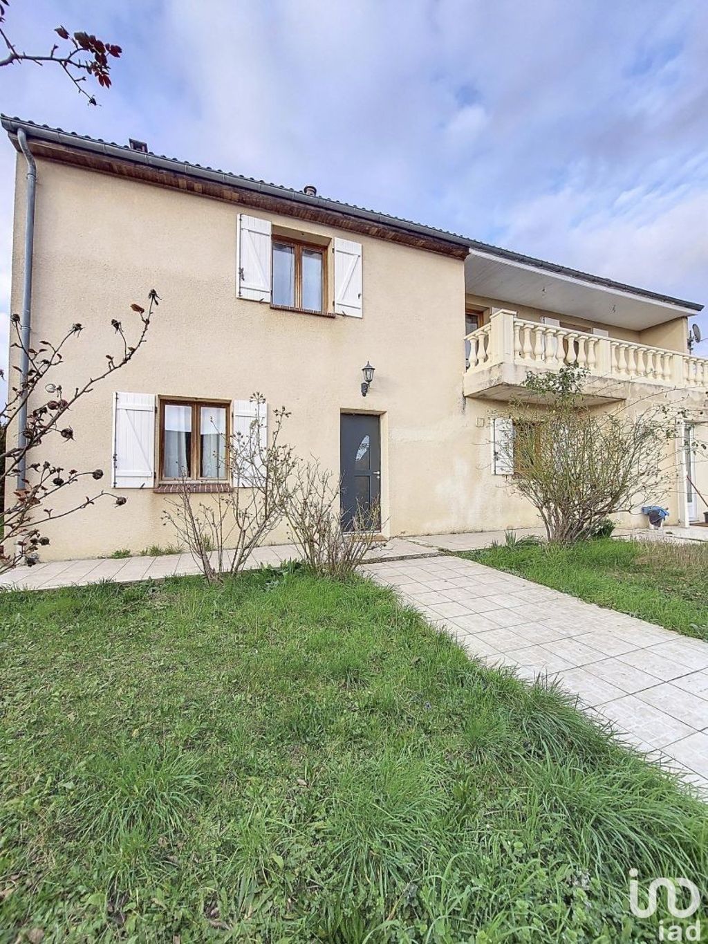 Achat maison à vendre 5 chambres 192 m² - Migennes