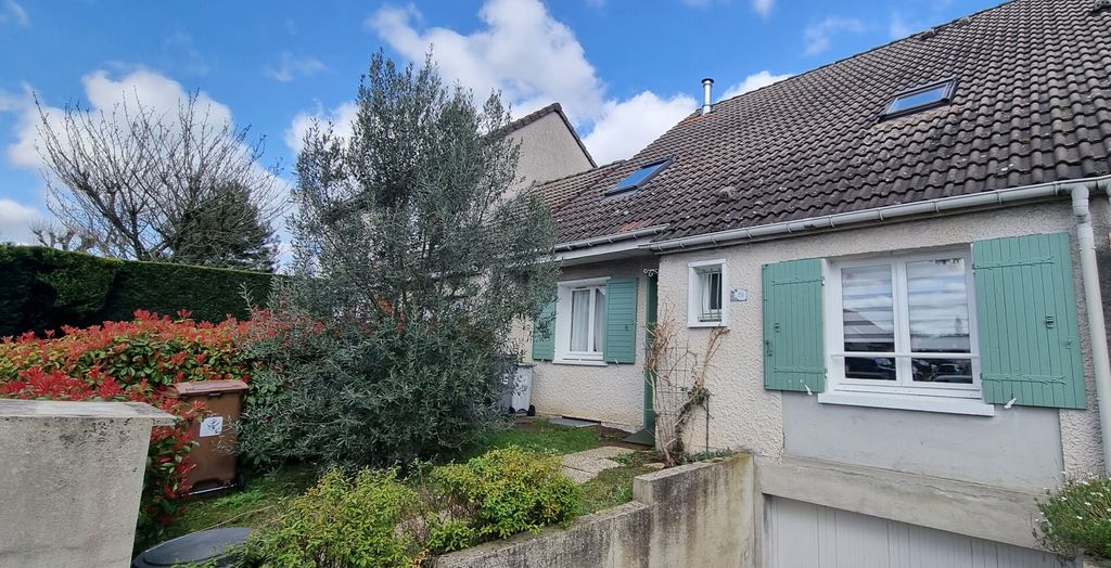Achat maison à vendre 4 chambres 105 m² - Saint-Leu-la-Forêt