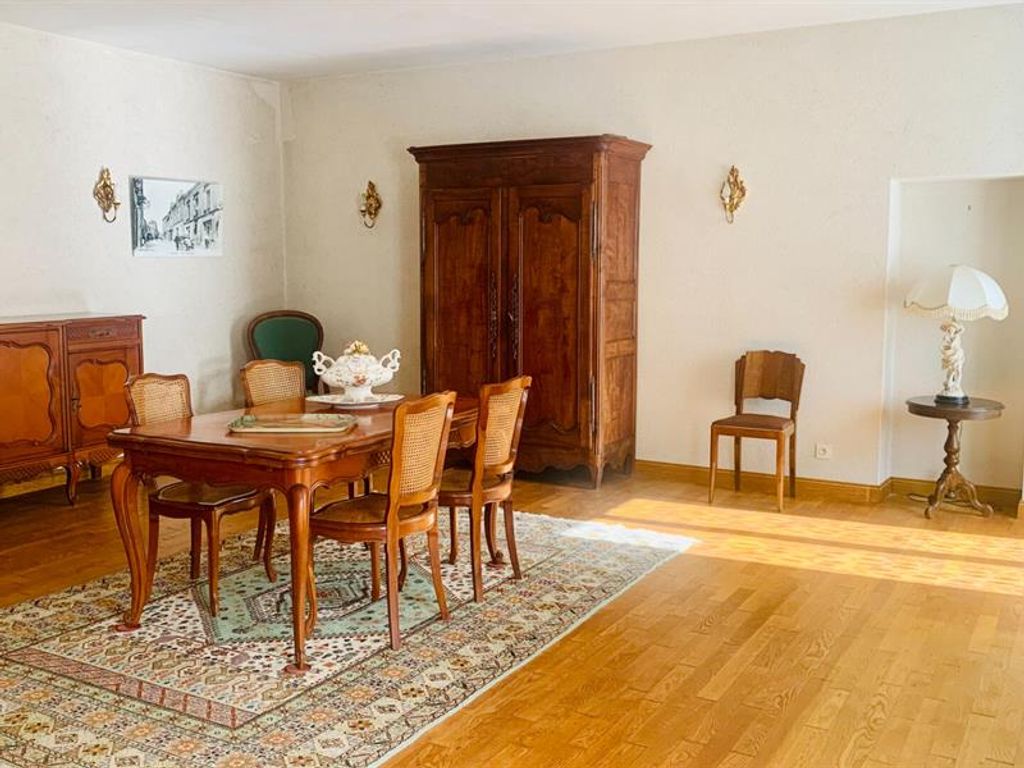 Achat maison à vendre 4 chambres 174 m² - Beaupréau-en-Mauges